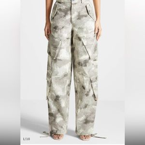 HIGH WAISTED CAMO CARGO PANTS - grey MANIÈRE DE VOIR